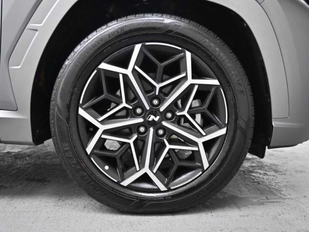 HYUNDAI Tucson - Vista 5