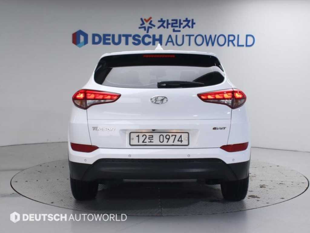 HYUNDAI Tucson - Vista 4