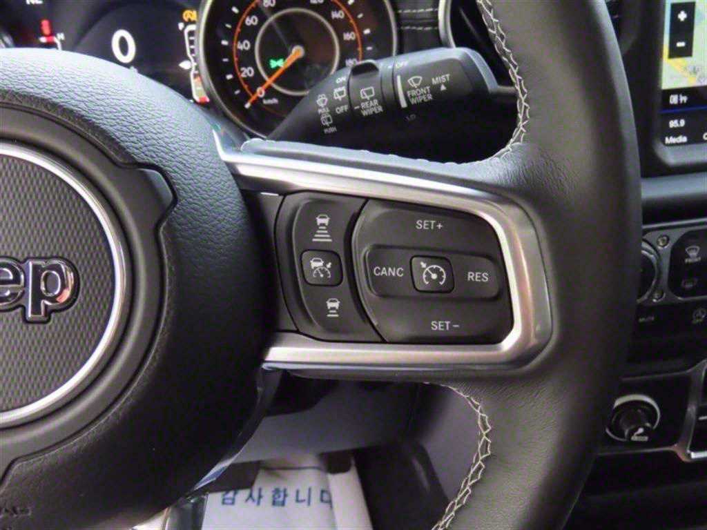 Jeep Wrangler - Vista 11