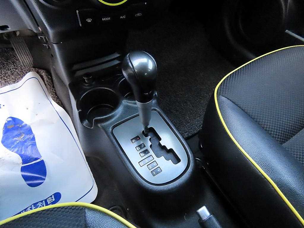 KIA Morning - Vista 10