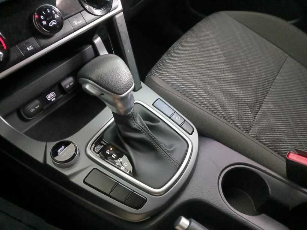 KIA Seltos - Vista 12