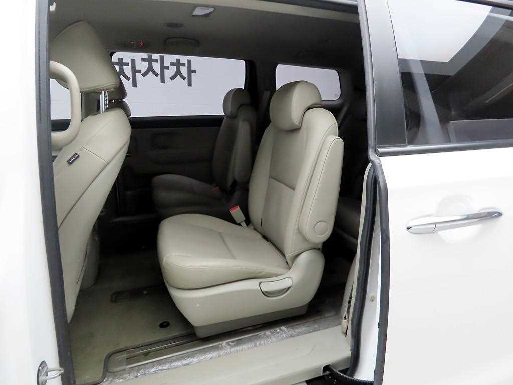 KIA Carnival 2019 Blanco - Importación desde Corea - HF Imports Iquique - Foto 13