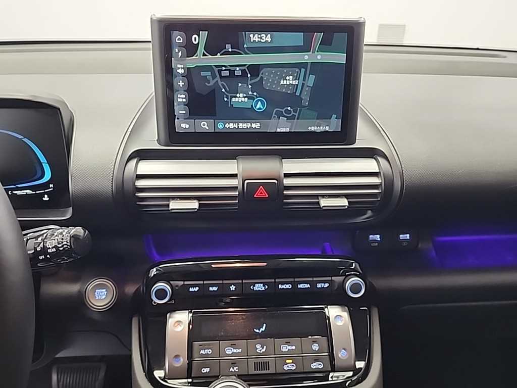 HYUNDAI Casper - Vista 10