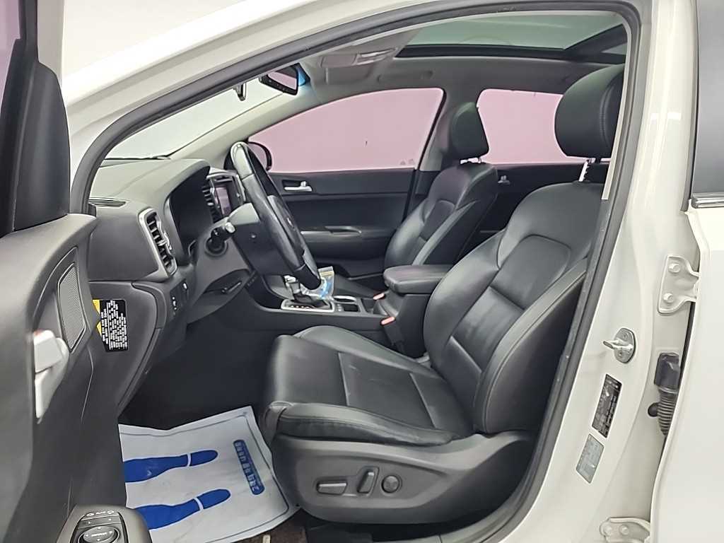 KIA Sportage - Vista 11