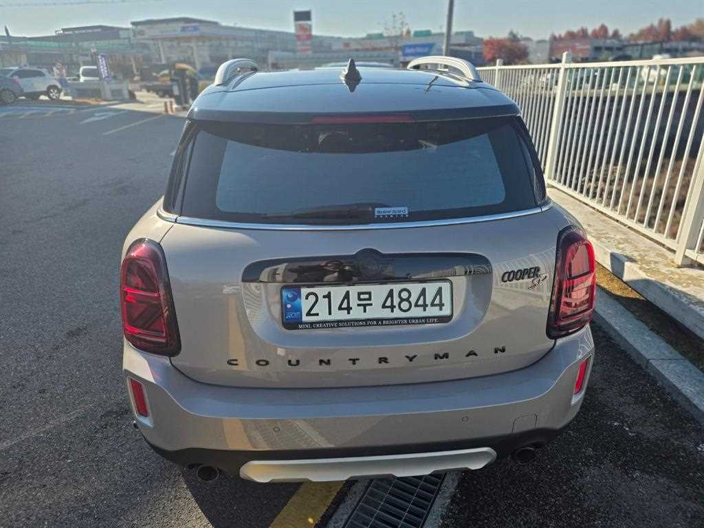 Mini Countryman - Vista 4