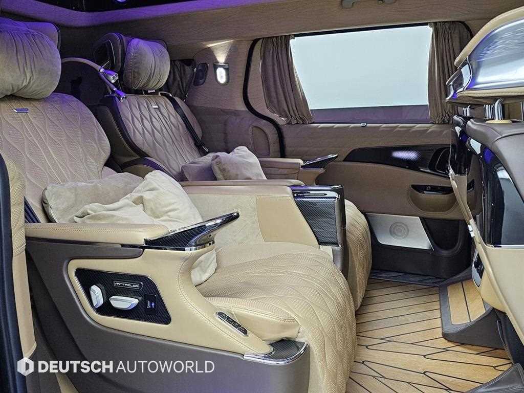 KIA Carnival - Vista 11