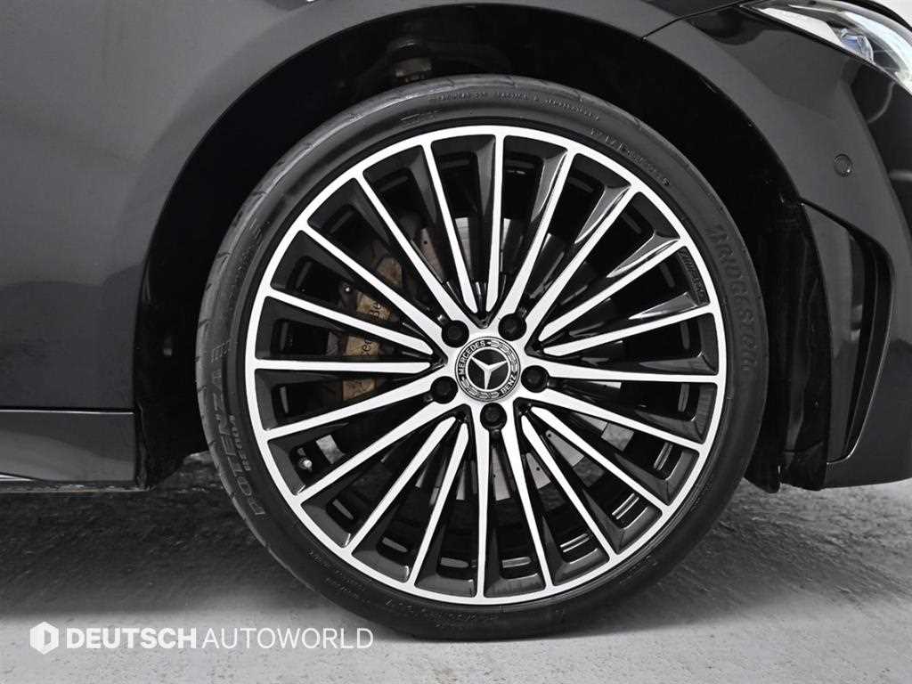 Mercedes Benz CLS Class - Vista 5