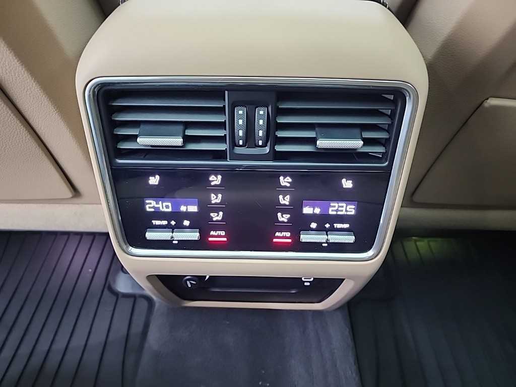 Porsche Cayenne - Vista 12