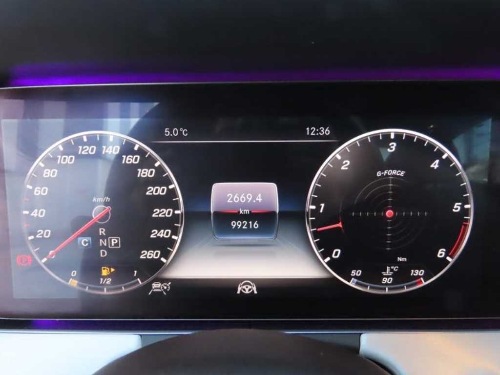 Mercedes Benz CLS Class - Vista 11