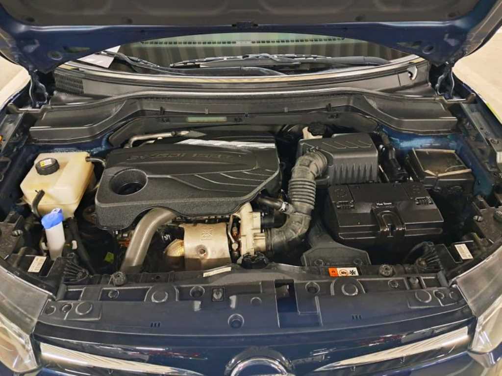 Ssangyong Tivoli - Vista 5