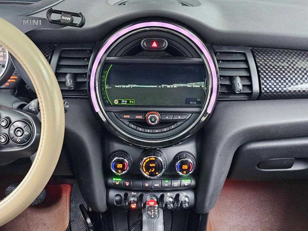 Mini Cooper 2017 the color of pearl - Importación desde Corea - HF Imports Iquique - Foto 14