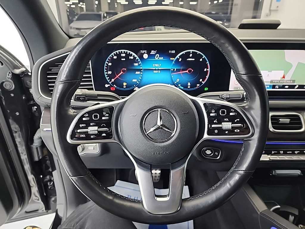 Mercedes Benz GLE Class - Vista 9