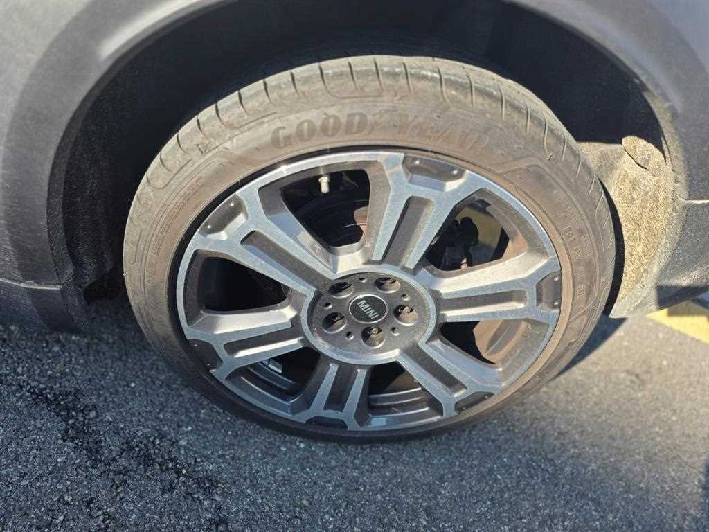 Mini Countryman 2022 Gris - Importación desde Corea - HF Imports Iquique - Foto 17