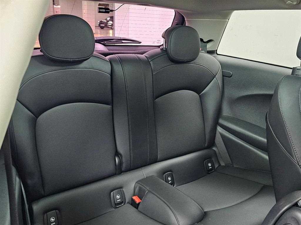 Mini Cooper - Vista 12