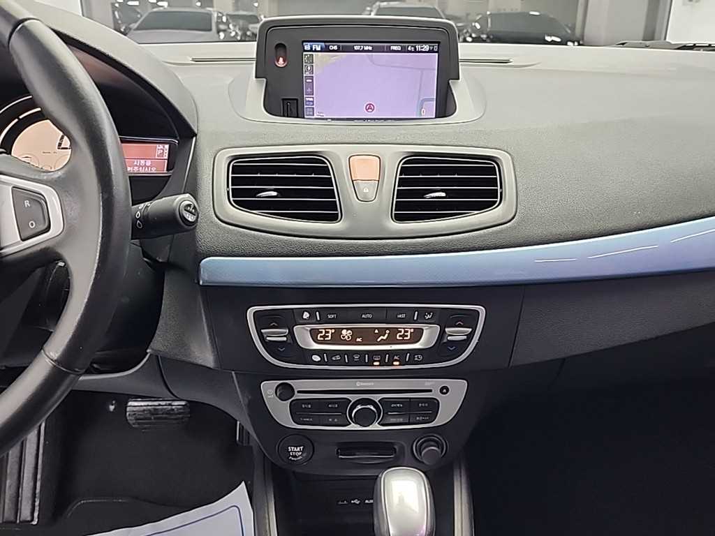 SAMSUNG SM3 - Vista 10