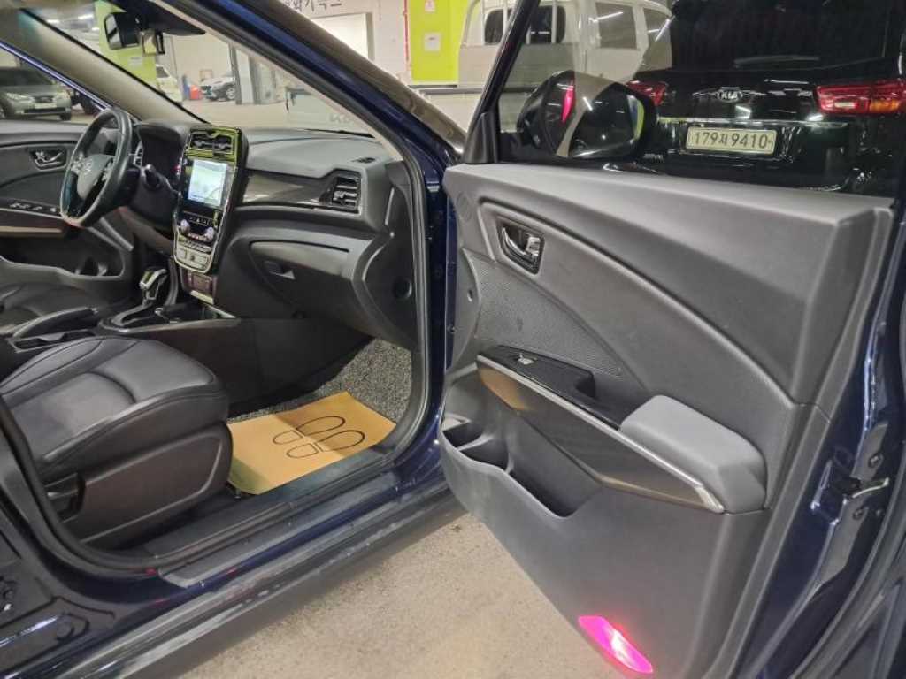 Ssangyong Tivoli 2023 - Importación desde Corea - HF Imports Iquique - Foto 17