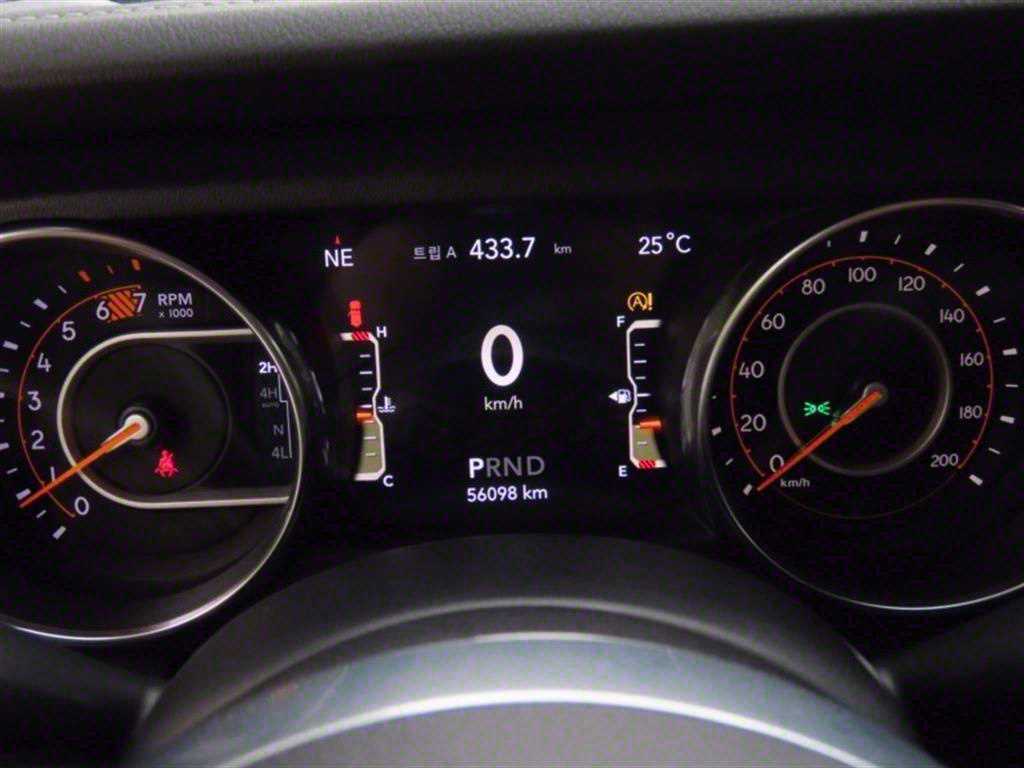 Jeep Wrangler - Vista 5