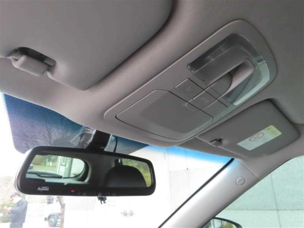 Ssangyong Tivoli - Vista 10