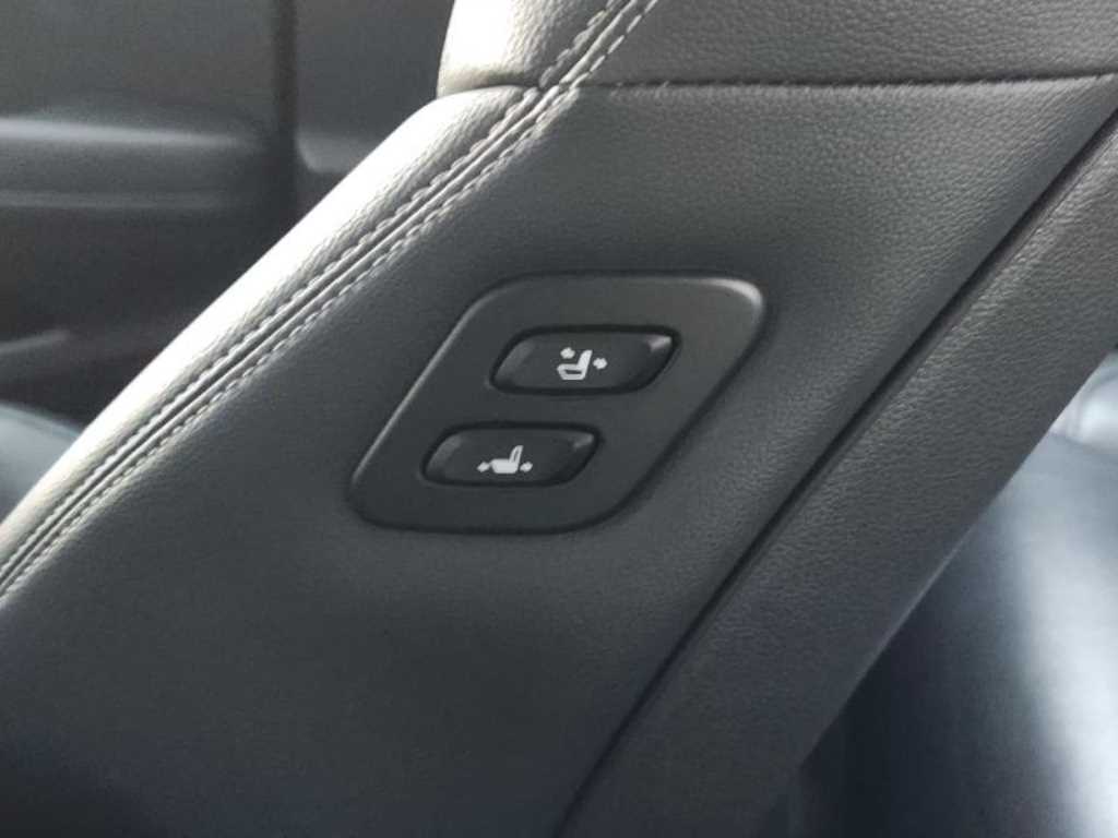 Genesis G70 - Vista 11