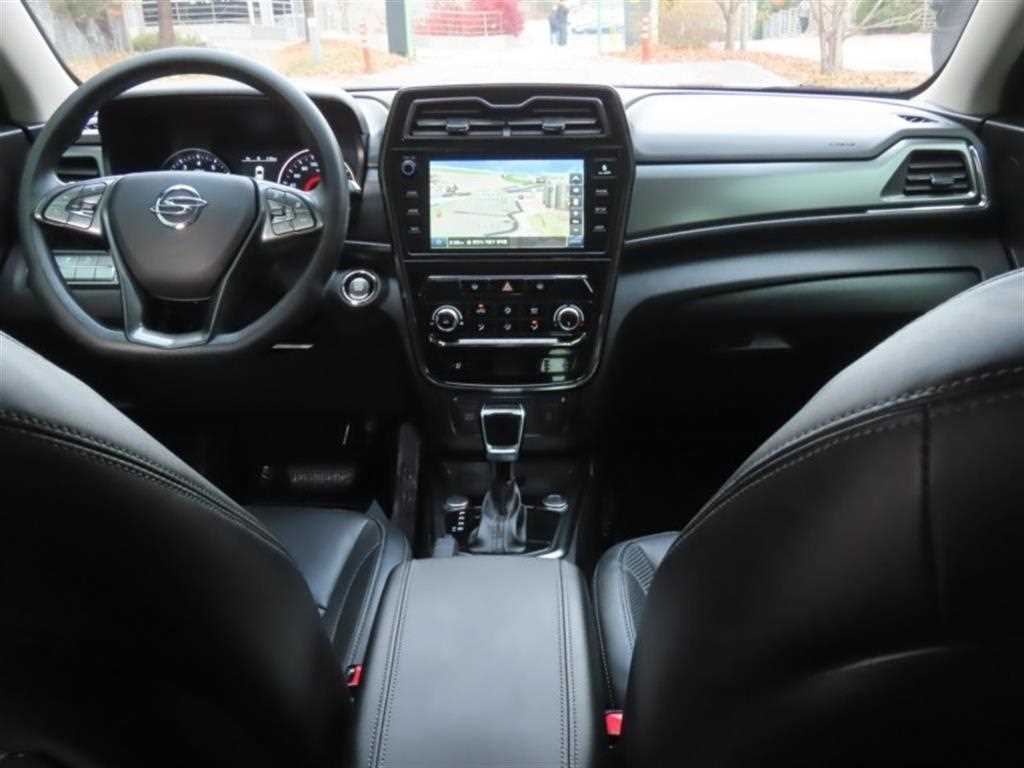 Ssangyong Tivoli 2021 Blanco - Importación desde Corea - HF Imports Iquique - Foto 15