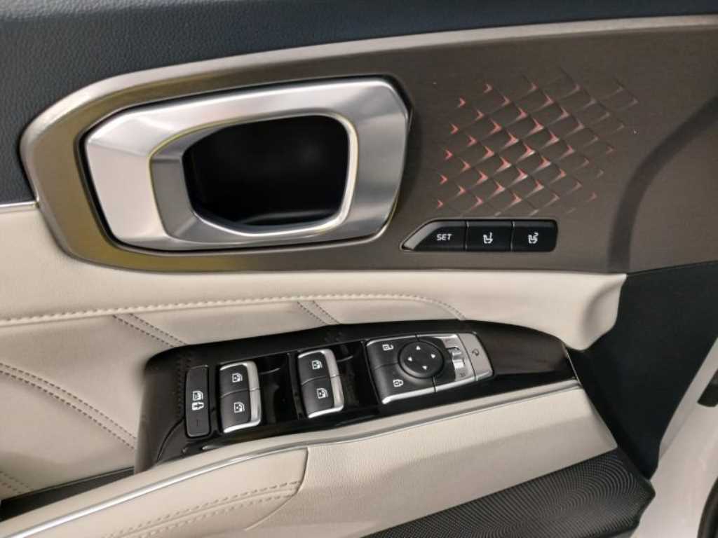 KIA Sorento - Vista 9