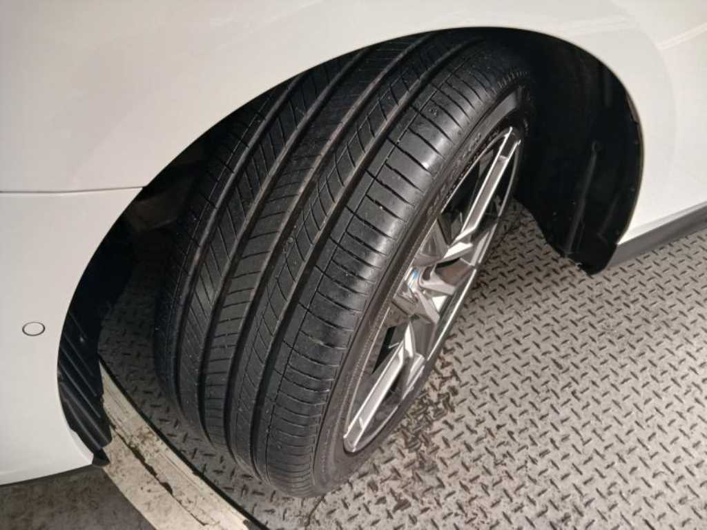 BMW 5 Series 2024 Blanco - Importación desde Corea - HF Imports Iquique - Foto 19