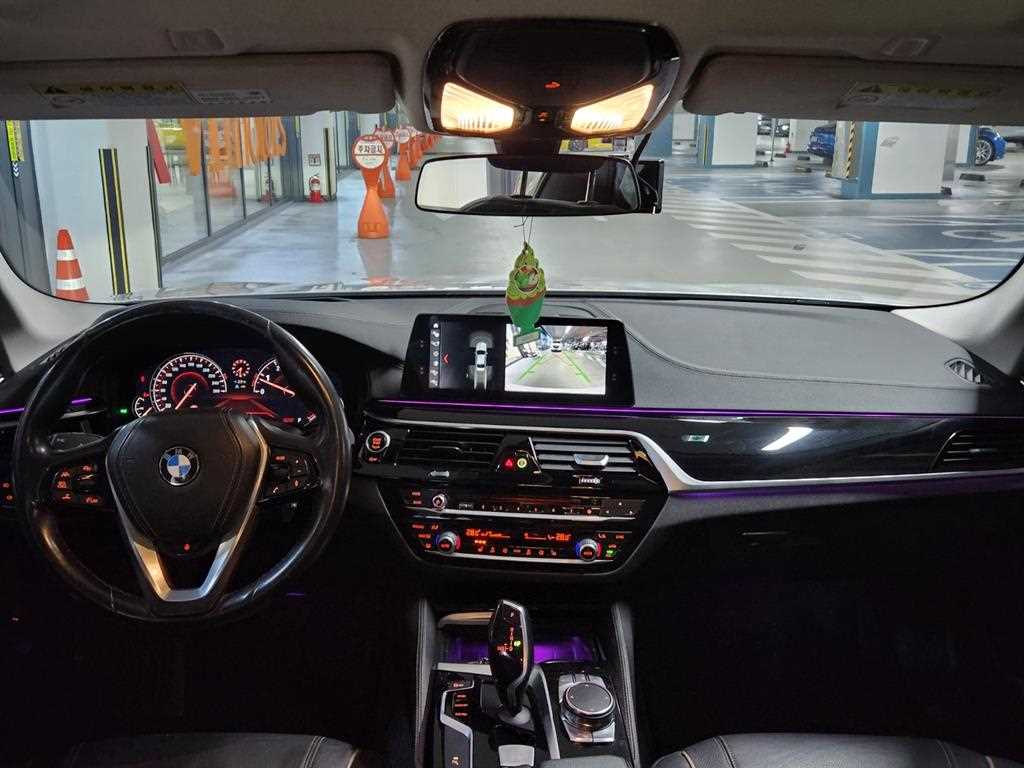 BMW 5 Series - Vista 9