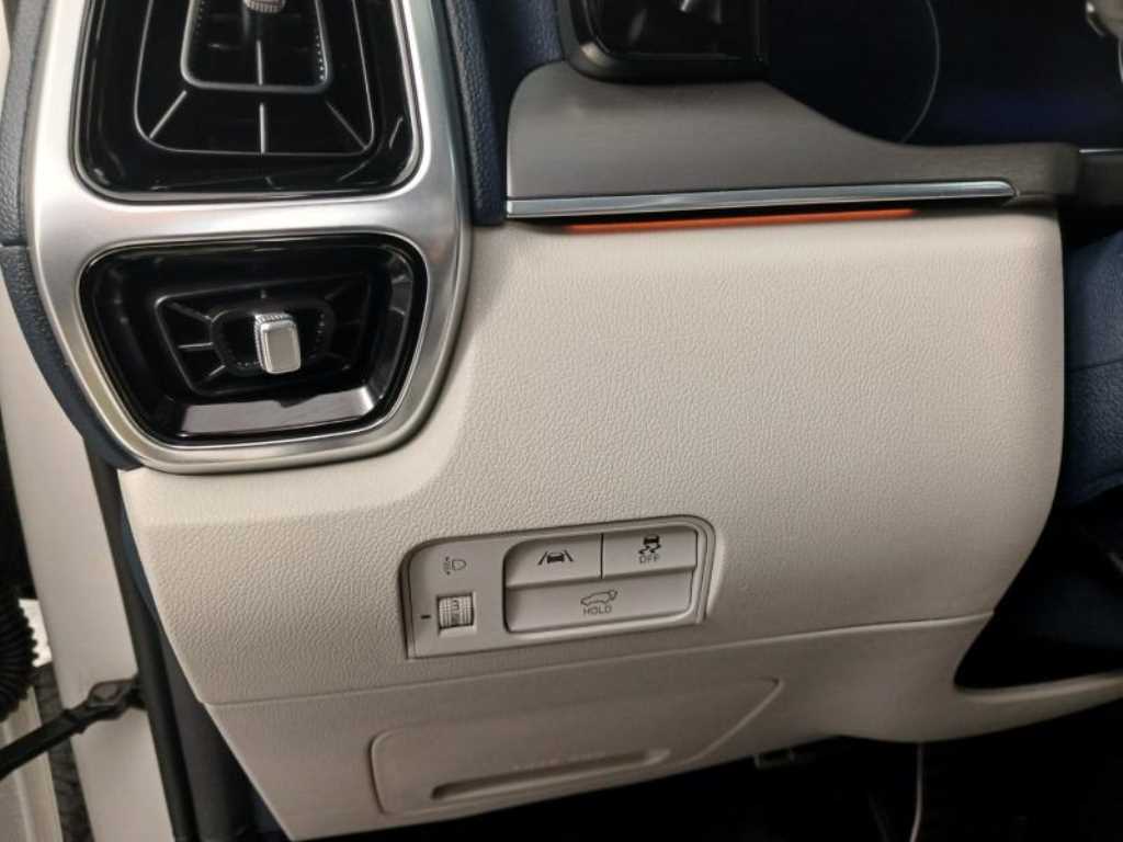 KIA Sorento - Vista 12