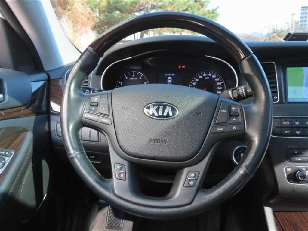 KIA K7 2015 Blanco - Importación desde Corea - HF Imports Iquique - Foto 16