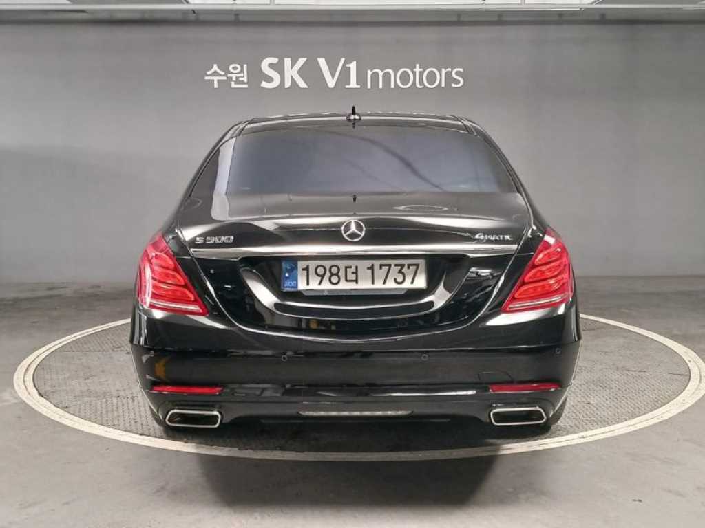 Mercedes Benz S Class - Vista 5