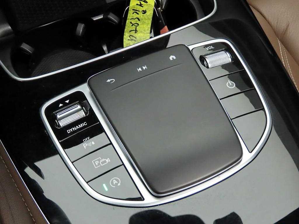 Mercedes Benz E class - Vista 11