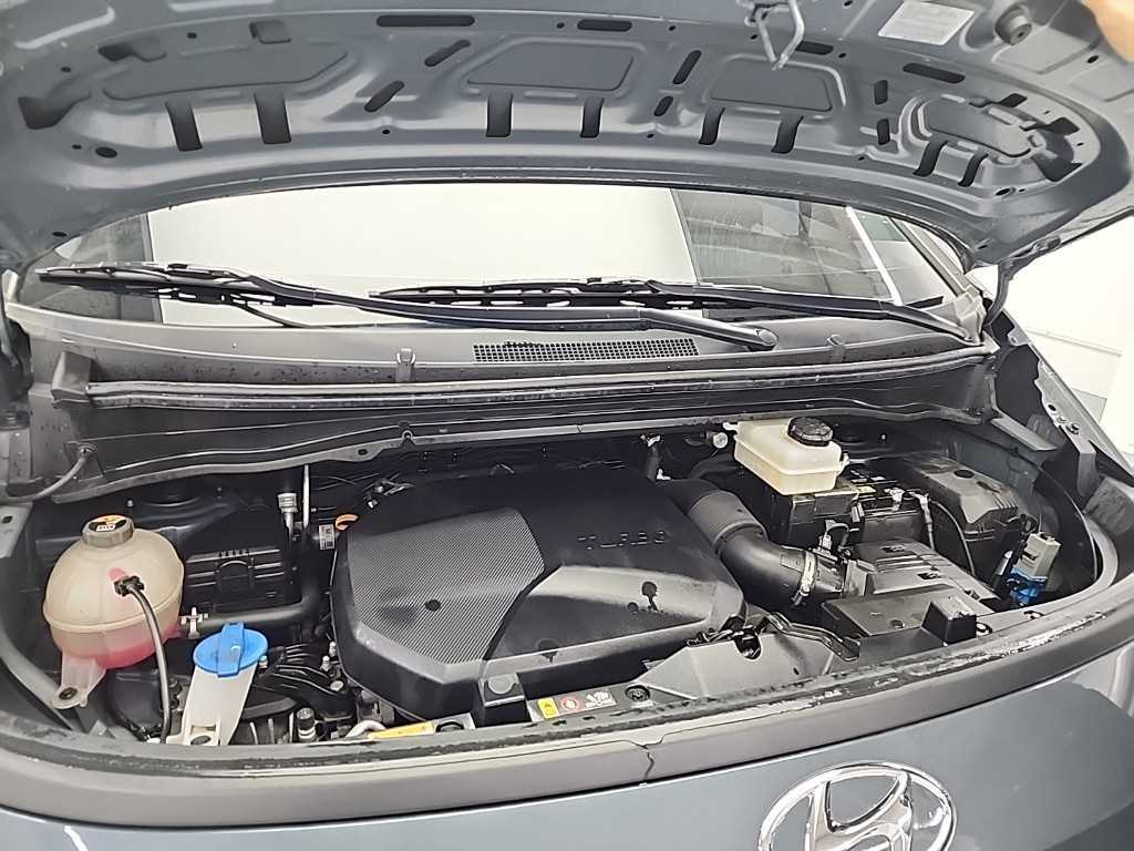 HYUNDAI Staria - Vista 5