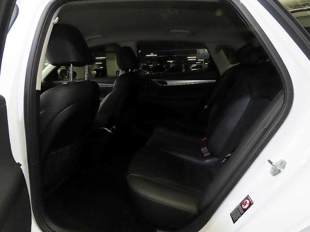 HYUNDAI Grandeur - Vista 7