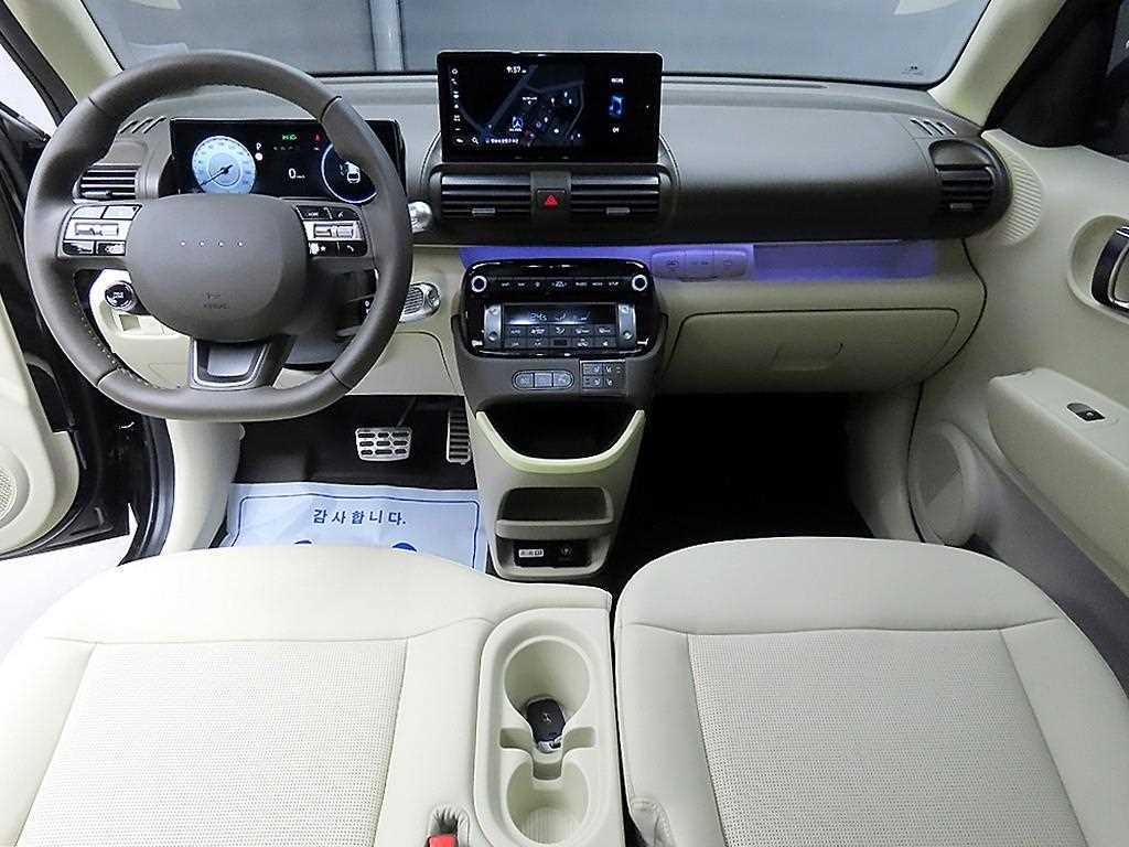 HYUNDAI Casper - Vista 7