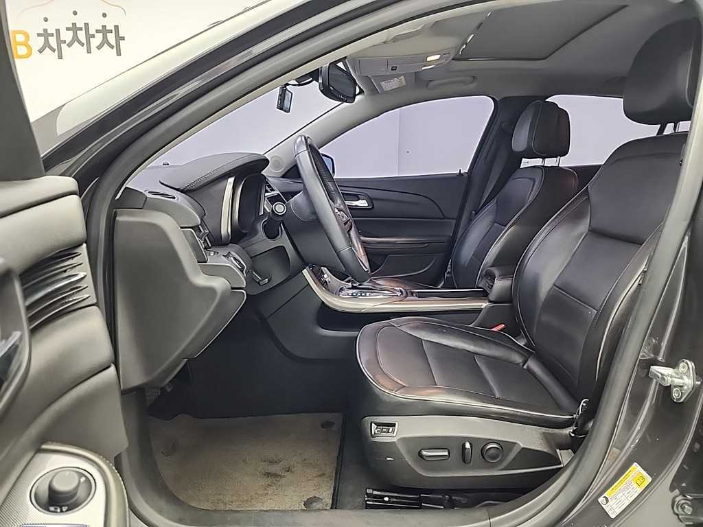 Chevrolet Malibu - Vista 11