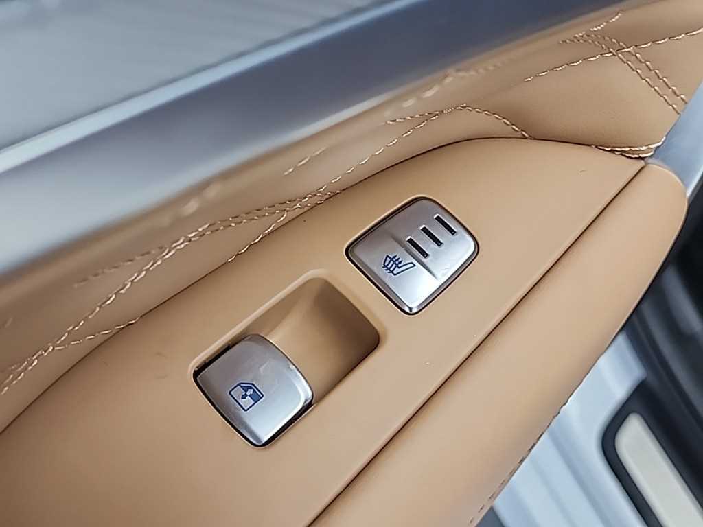 Genesis G70 2024 Blanco - Importación desde Corea - HF Imports Iquique - Foto 14