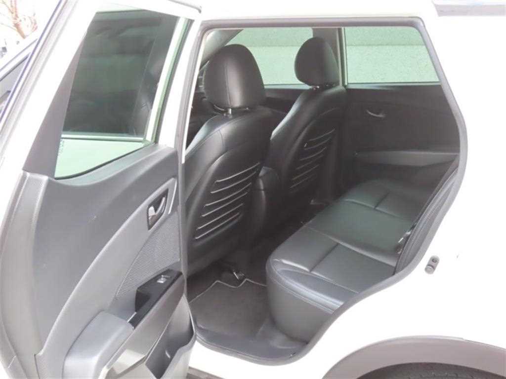 Ssangyong Tivoli 2021 Blanco - Importación desde Corea - HF Imports Iquique - Foto 14