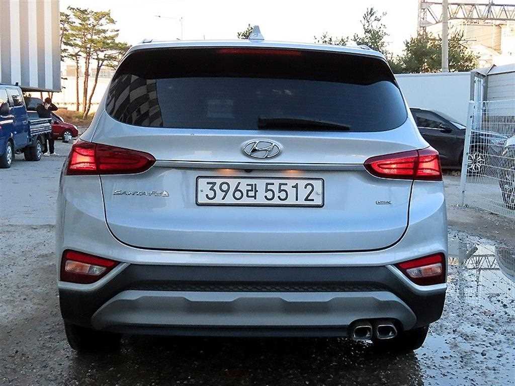 HYUNDAI Santa Fe - Vista 4