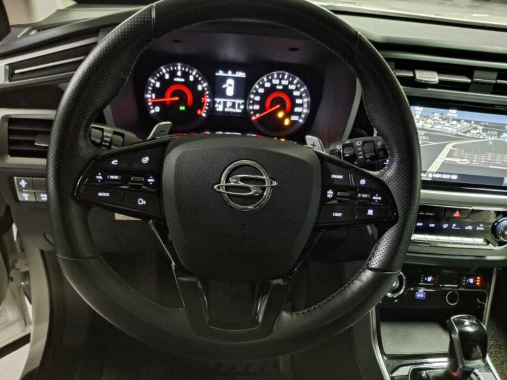 Ssangyong Korando - Vista 9