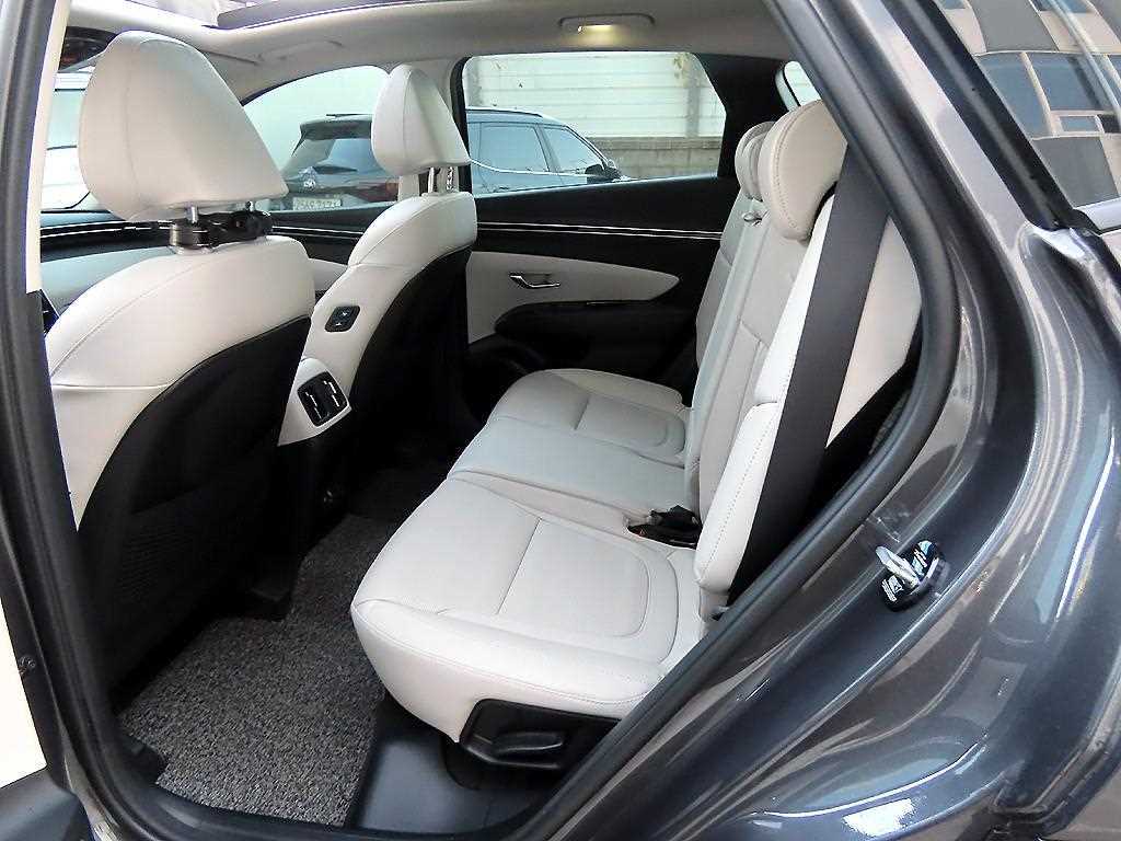 HYUNDAI Tucson - Vista 6