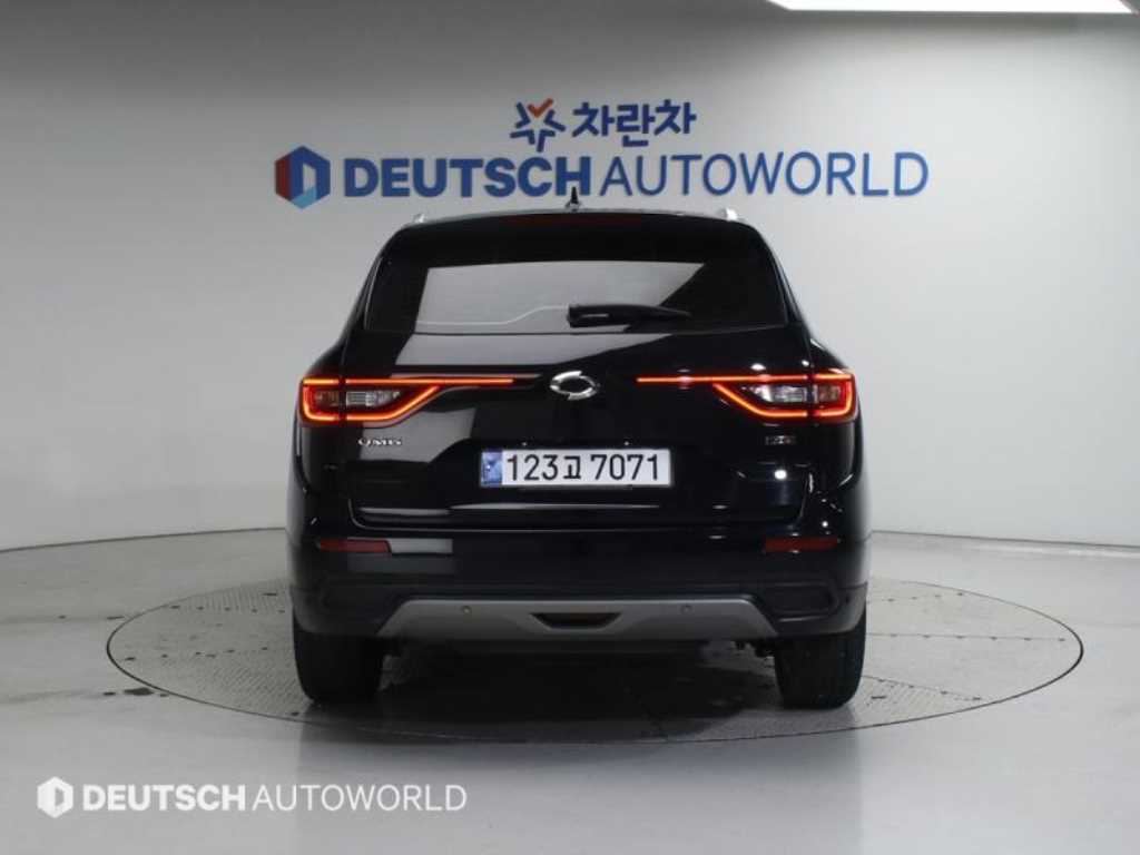 SAMSUNG QM6 - Vista 4