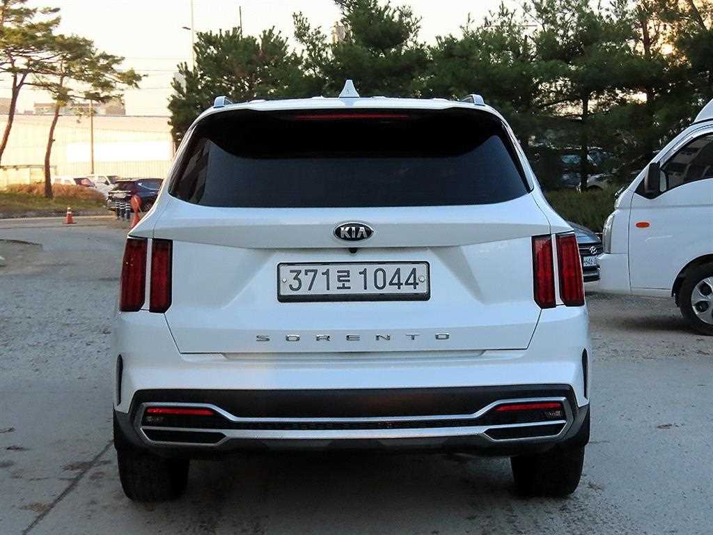 KIA Sorento - Vista 4