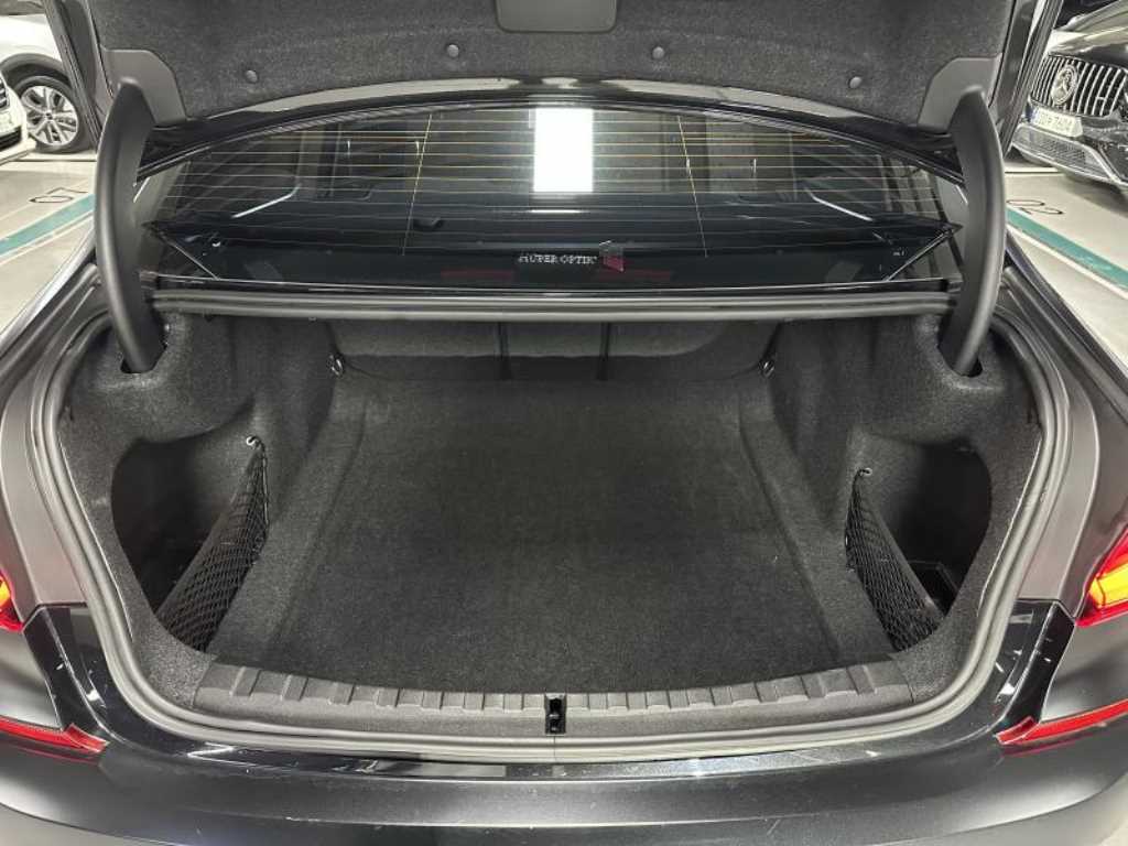 BMW 3 series 2022 Negro - Importación desde Corea - HF Imports Iquique - Foto 19