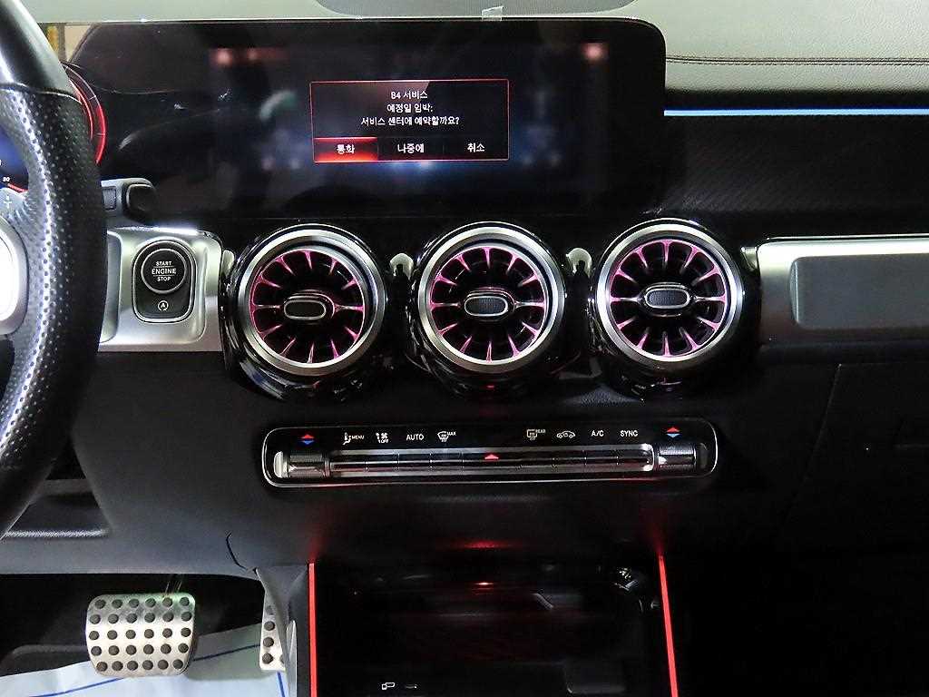 Mercedes Benz GLB Class - Vista 11