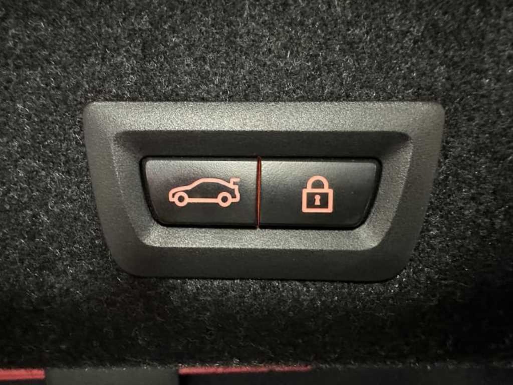 BMW 3 series 2022 Negro - Importación desde Corea - HF Imports Iquique - Foto 18