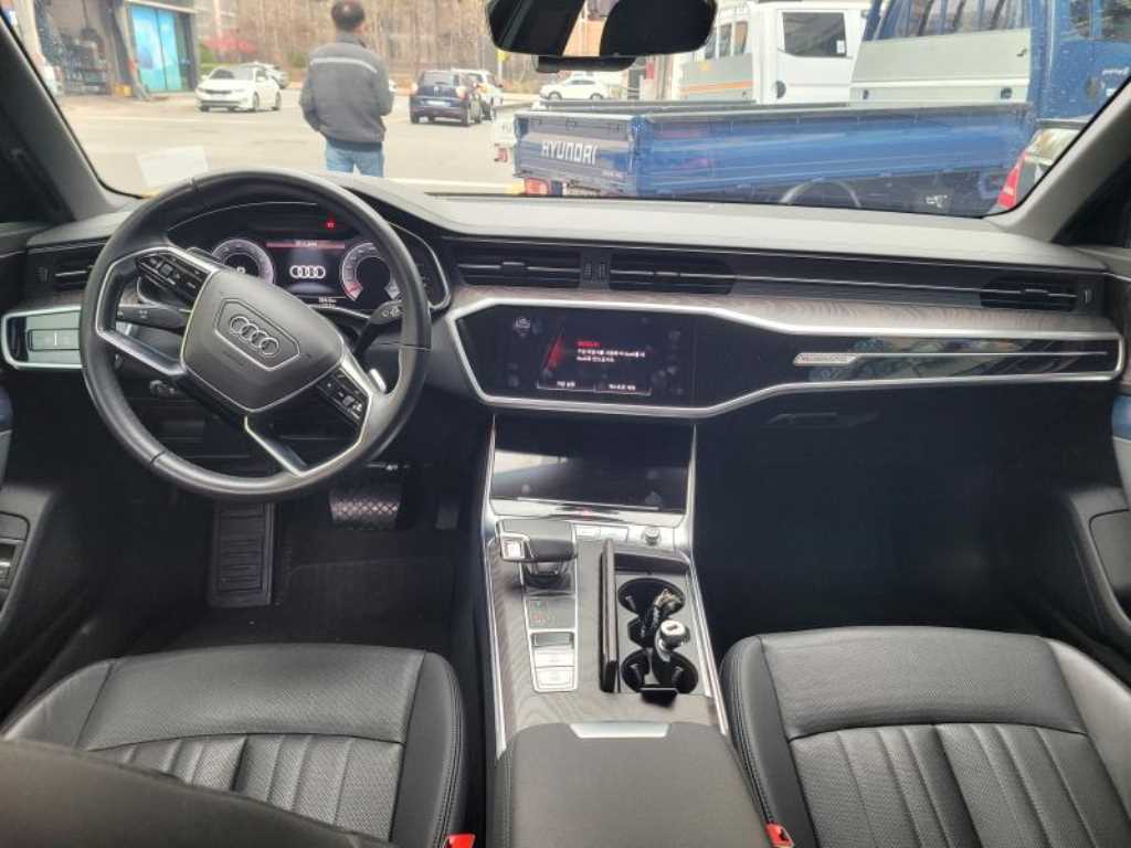 Audi A6 - Vista 5