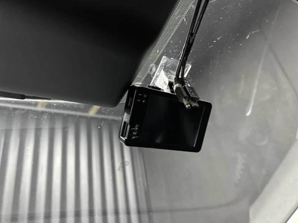 HYUNDAI Sonata - Vista 12