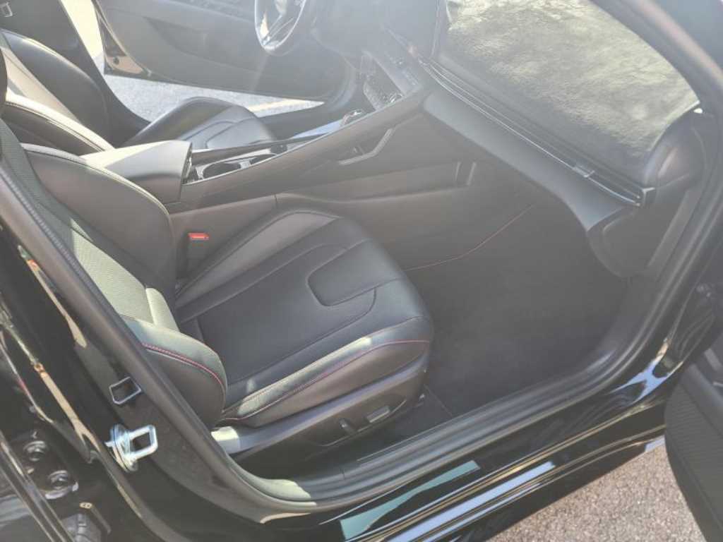 HYUNDAI Avante - Vista 8