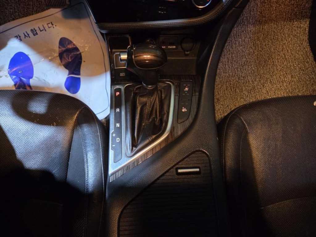 KIA K5 2014 Negro - Importación desde Corea - HF Imports Iquique - Foto 13