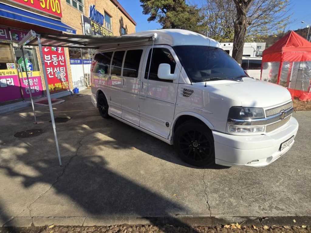 Chevrolet Express van - Vista 5